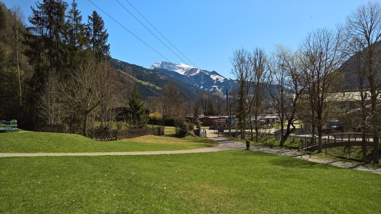 Mountainview Lodge - Chalet Im Zillertal Direkt Am 5 Sterne Campingplatz Aufenfeld Mit Hallenbad Und Sauna Aschau Im Zillertal Bagian luar foto